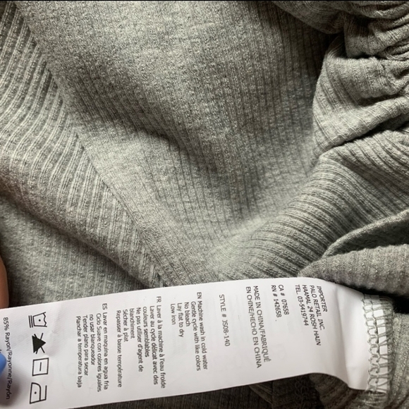 REVAMPED Grey Crop Top Size S - Picture 6 of 6